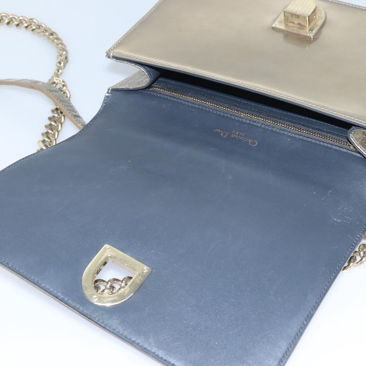 Christian Dior Chain Shoulder Bag Enamel Gold Auth 82071