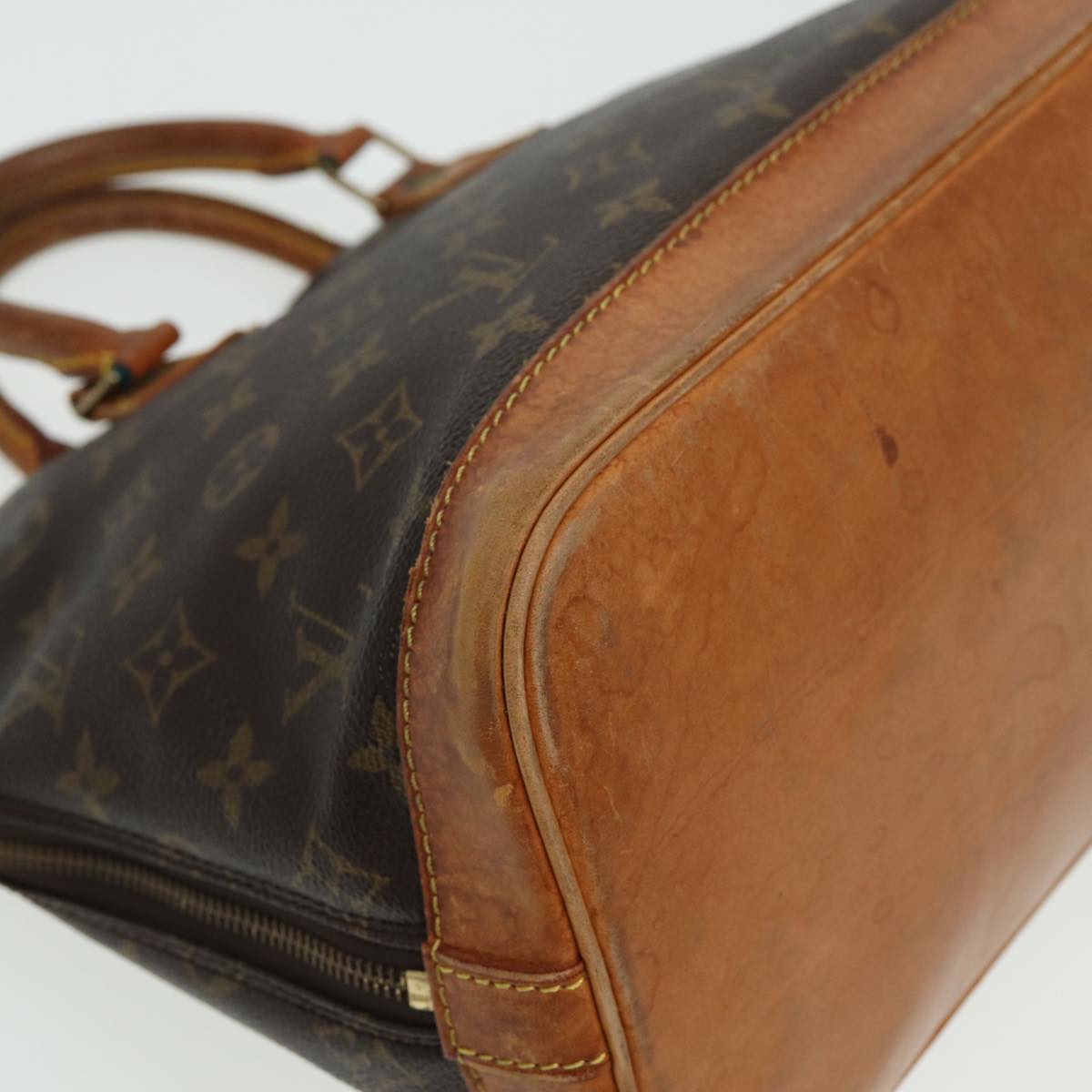 LOUIS VUITTON Monogram Alma Hand Bag M51130 LV Auth 82078