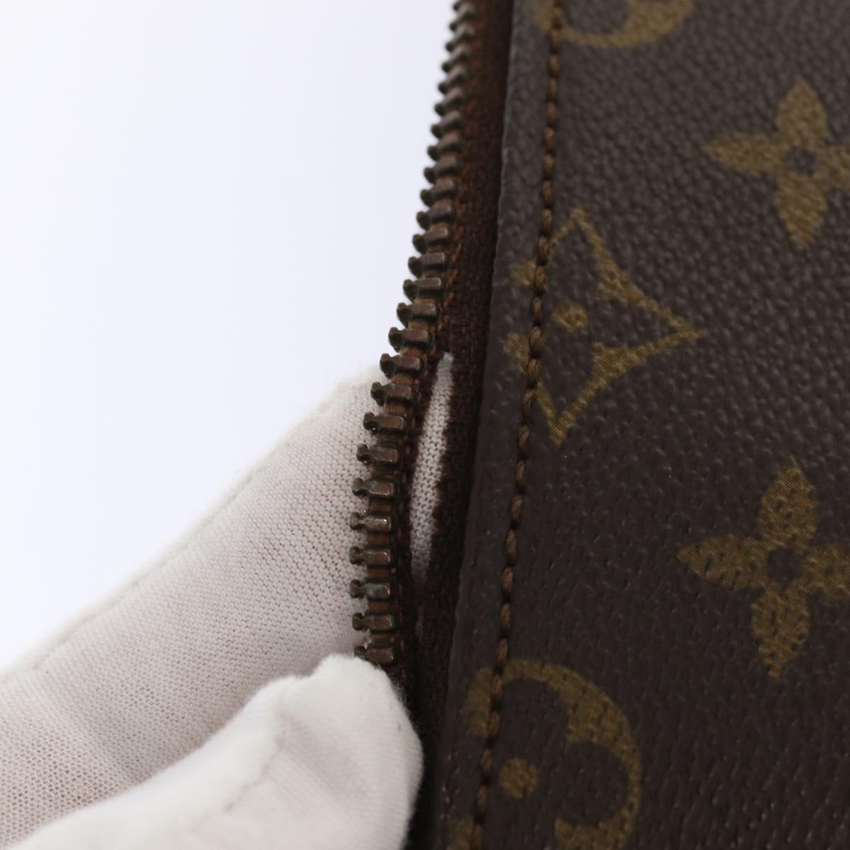 LOUIS VUITTON Monogram Poche Document Briefcase M53400 LV Auth 82087