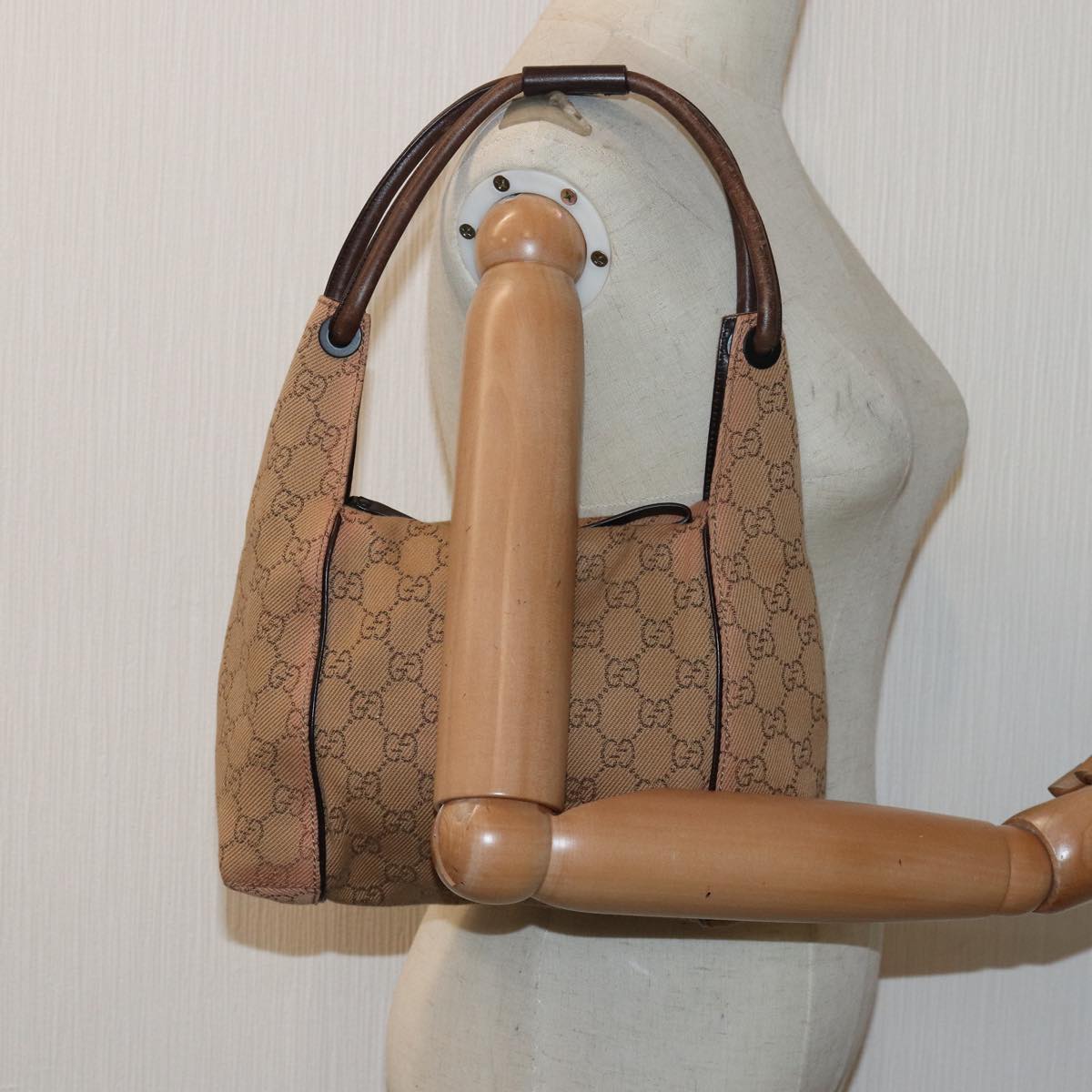 GUCCI GG Canvas Shoulder Bag Beige 101333 Auth 82099