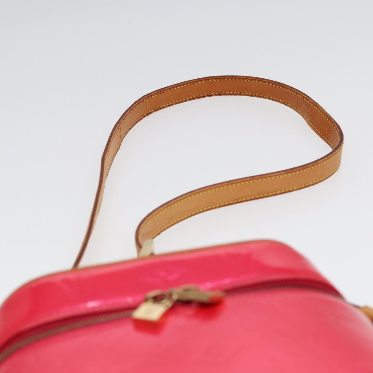 LOUIS VUITTON Monogram Vernis Sullivan Vertical Bag Pink M91259 LV Auth 82107