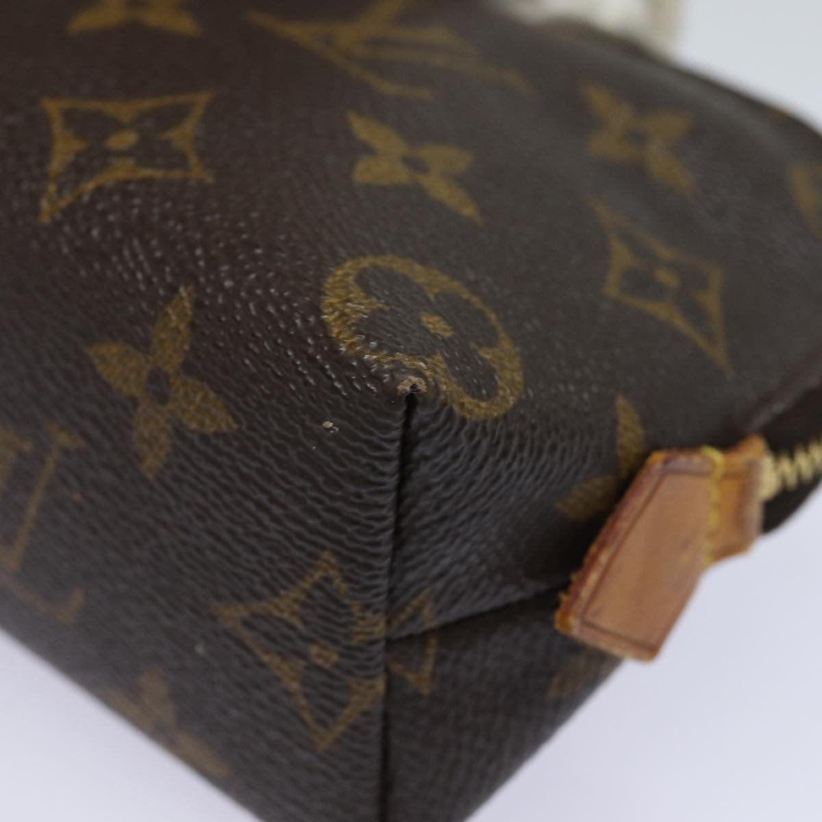 LOUIS VUITTON Monogram Pochette Cosmetic PM Cosmetic Pouch M47515 LV Auth 82206