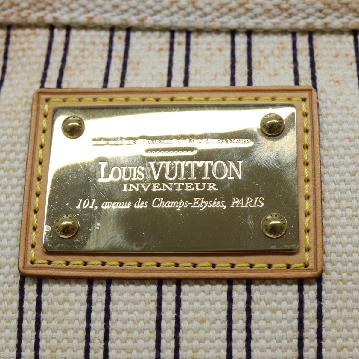 LOUIS VUITTON Antigua Pochette Platform PM Pouch White M40069 LV Auth 82208