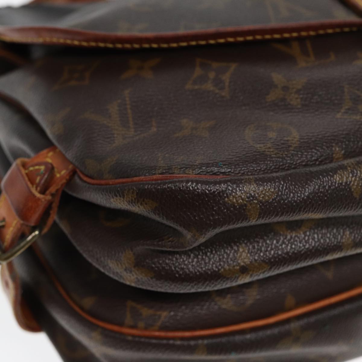 LOUIS VUITTON Monogram Saumur 30 Shoulder Bag M42256 LV Auth 82220