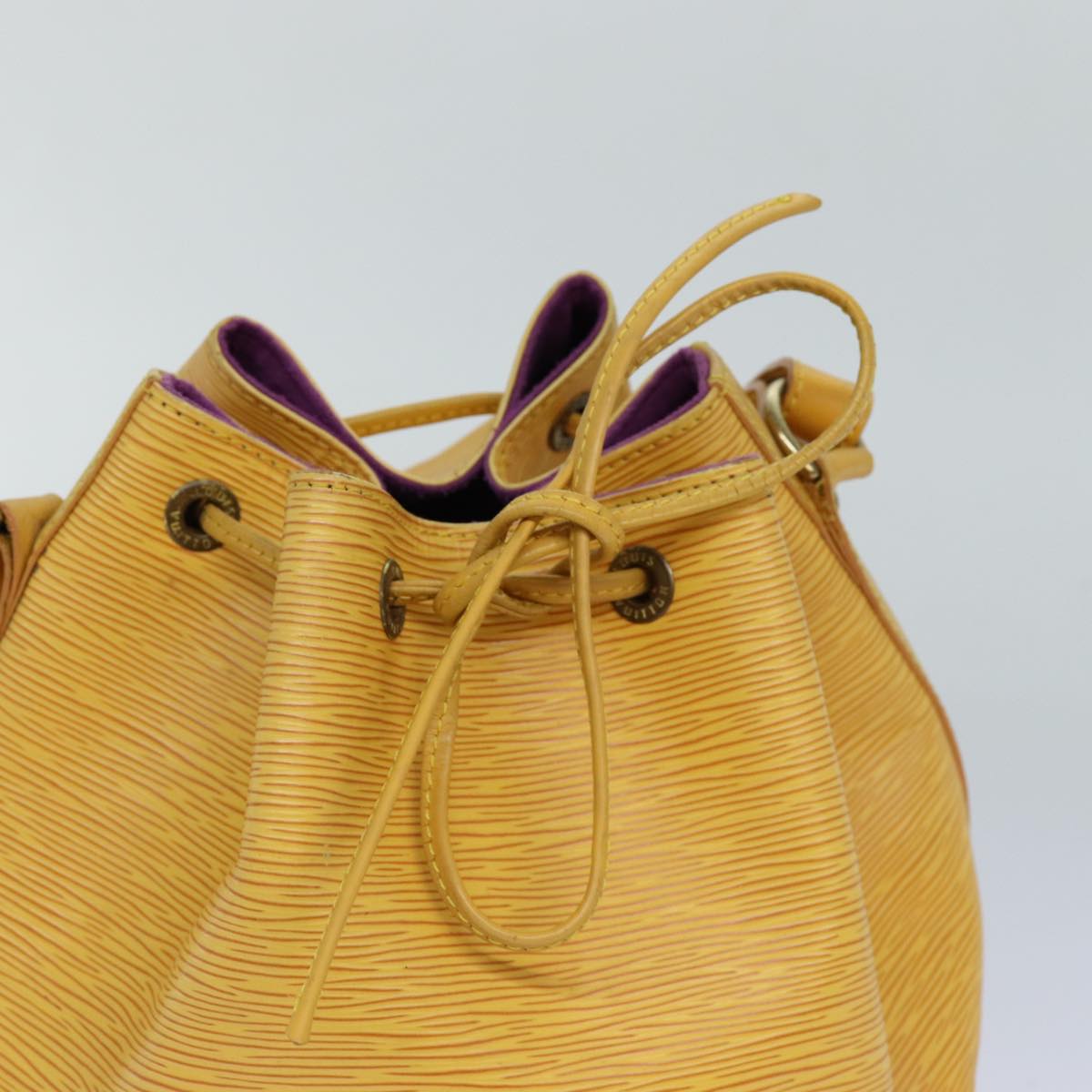 LOUIS VUITTON Epi Petit Noe Shoulder Bag Tassili Yellow M44109 LV Auth 82437