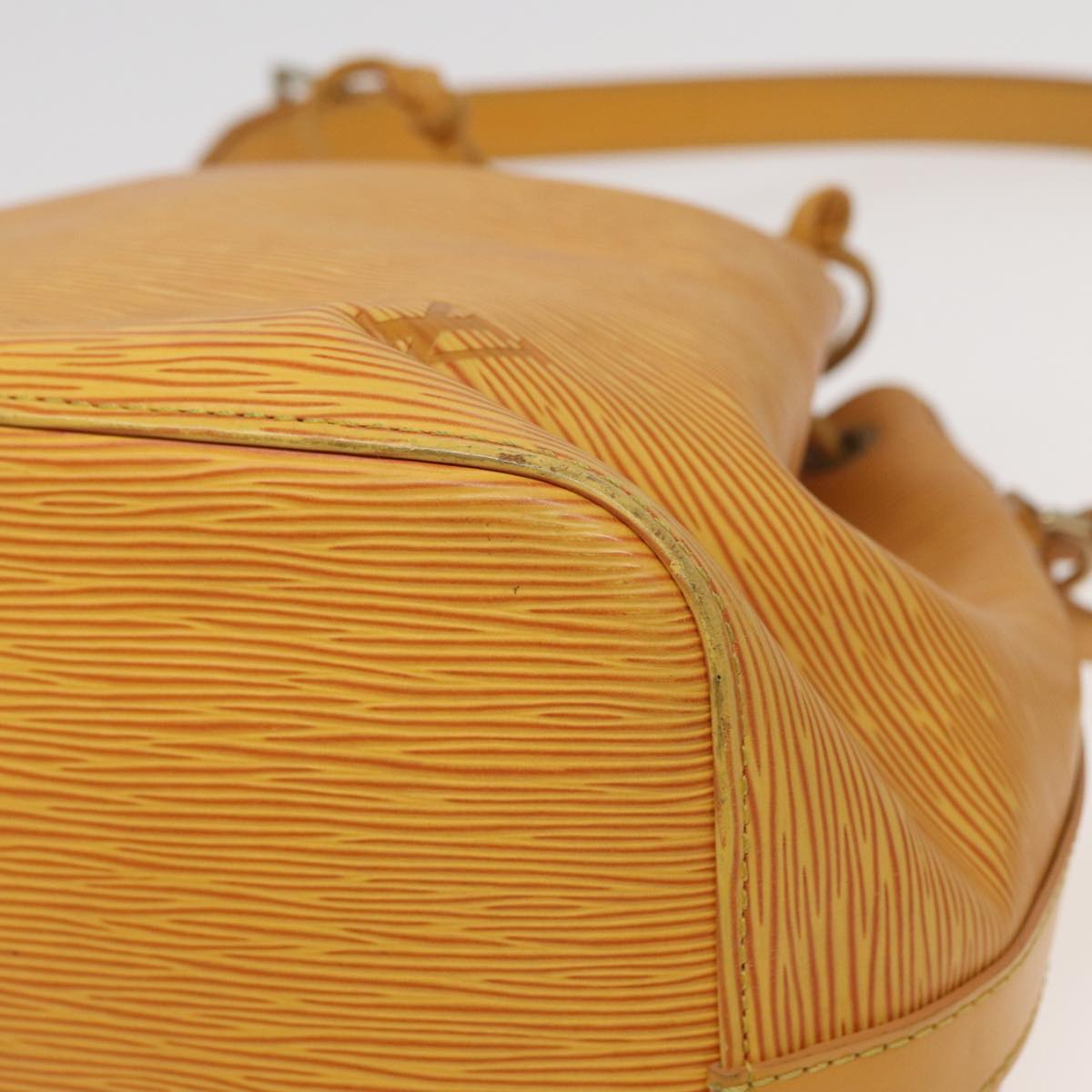 LOUIS VUITTON Epi Petit Noe Shoulder Bag Tassili Yellow M44109 LV Auth 82439