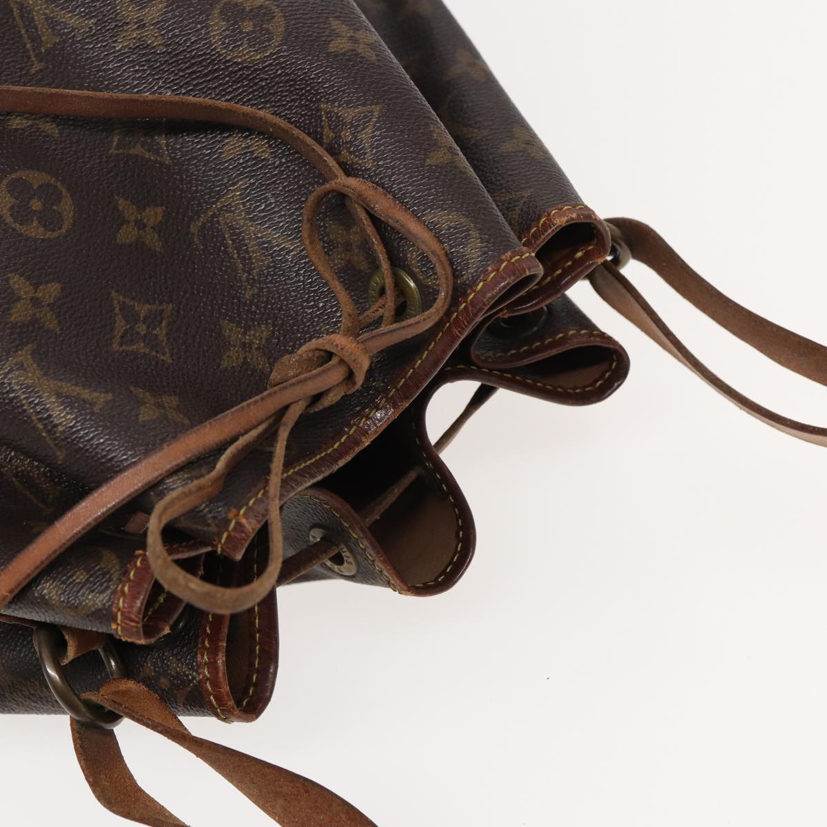 LOUIS VUITTON Monogram Noe Shoulder Bag M42224 LV Auth 82527