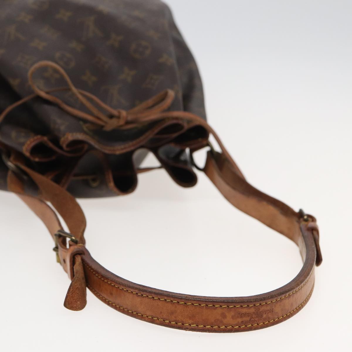 LOUIS VUITTON Monogram Noe Shoulder Bag M42224 LV Auth 82527