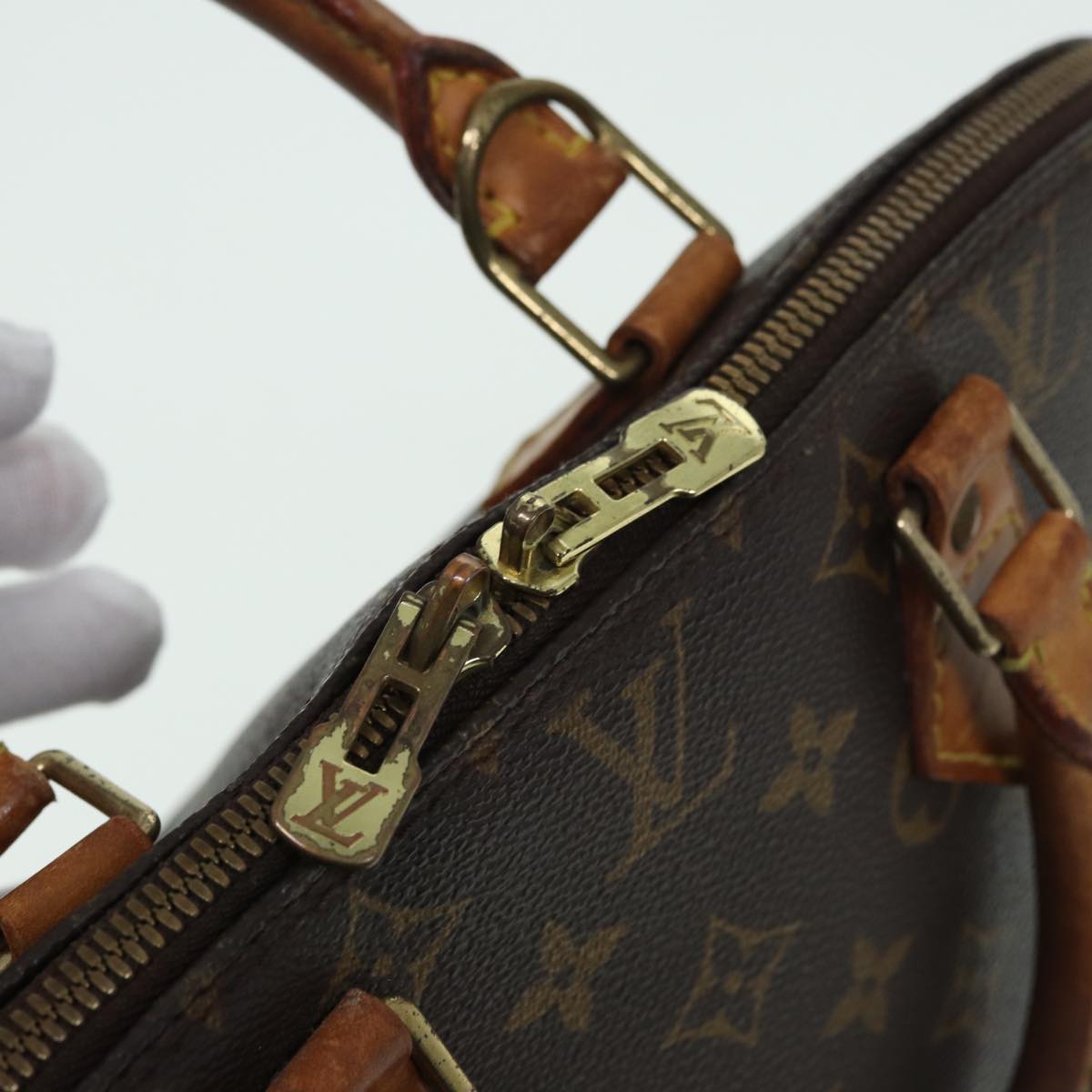 LOUIS VUITTON Monogram Alma Hand Bag M51130 LV Auth 82757