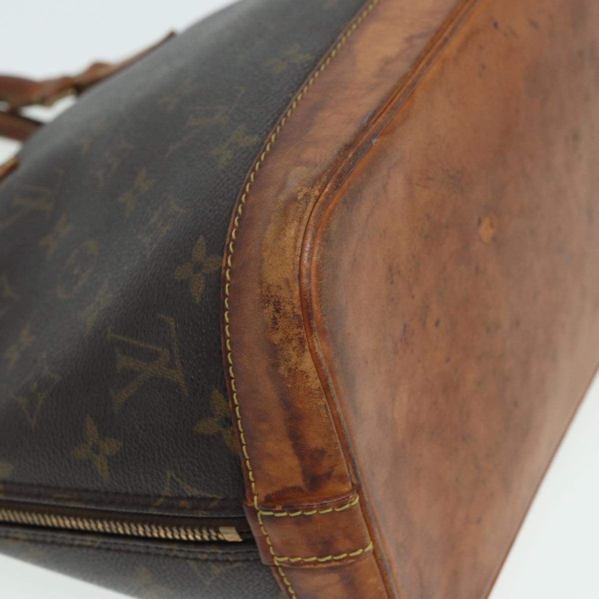 LOUIS VUITTON Monogram Alma Hand Bag M51130 LV Auth 82776