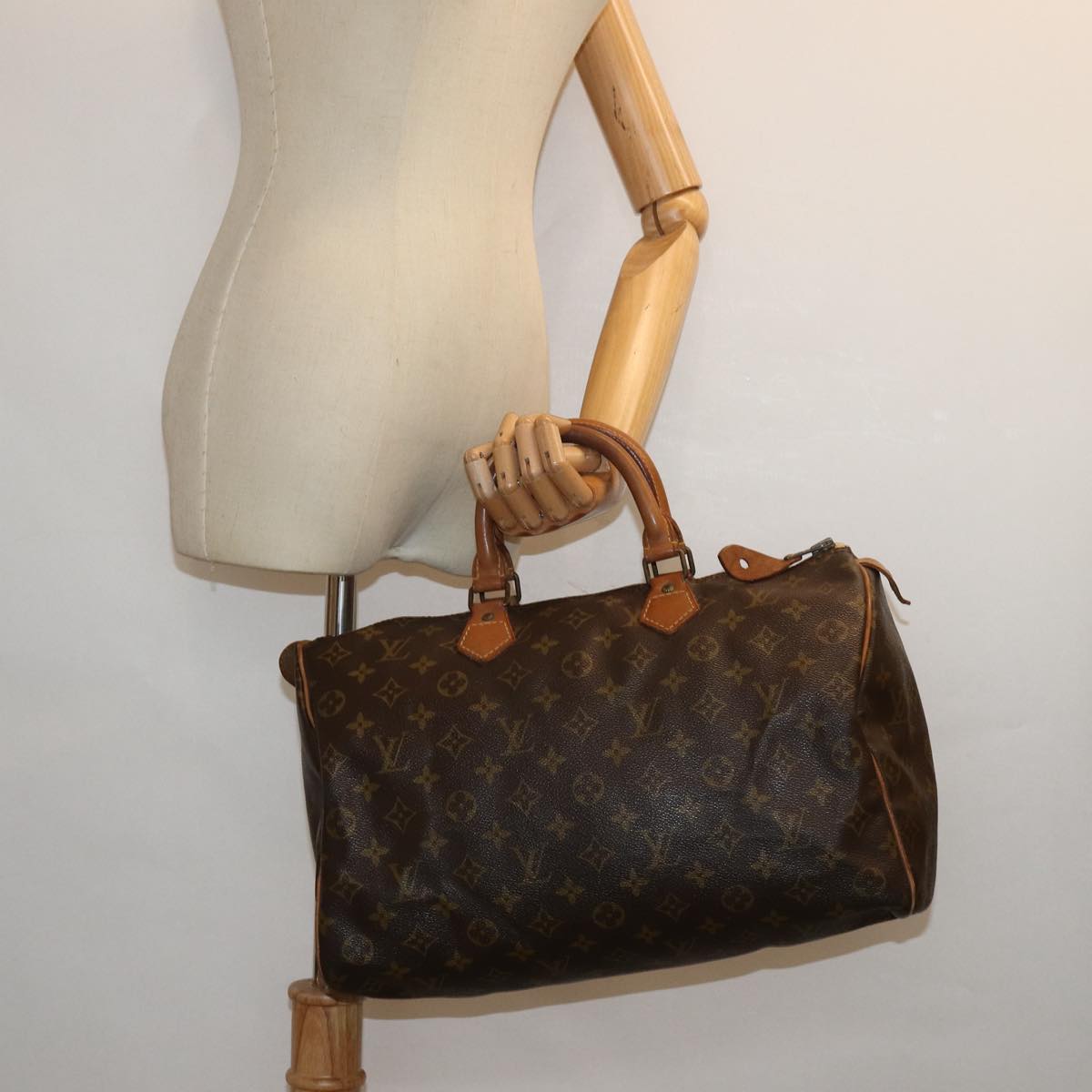 LOUIS VUITTON Monogram Speedy 35 Hand Bag M41524 LV Auth 82796