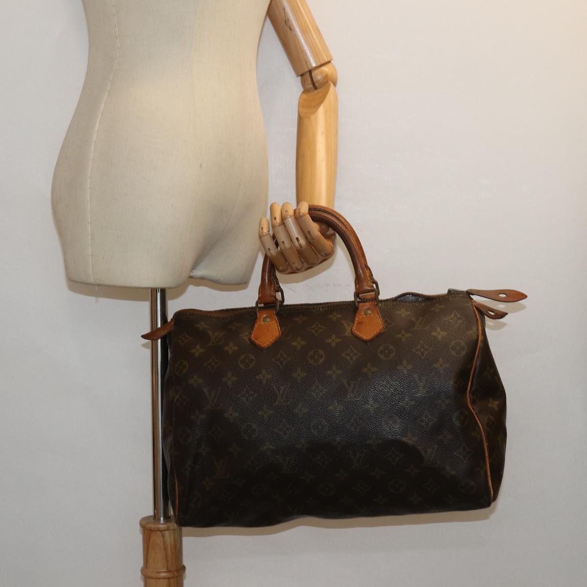 LOUIS VUITTON Monogram Speedy 35 Hand Bag M41524 LV Auth 82799