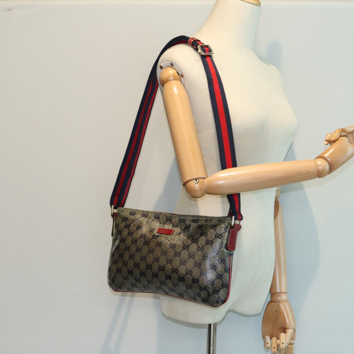 GUCCI GG Crystal Shoulder Bag Beige Red 189749 Auth 82868