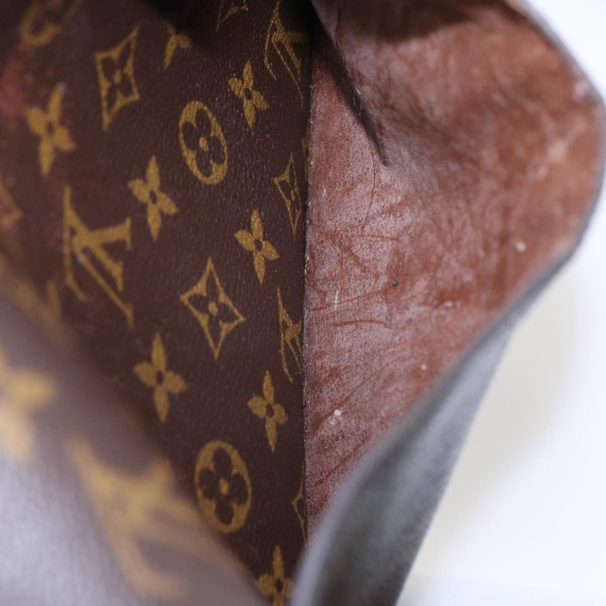 LOUIS VUITTON Monogram Saint Cloud GM Shoulder Bag M51242 LV Auth 83011