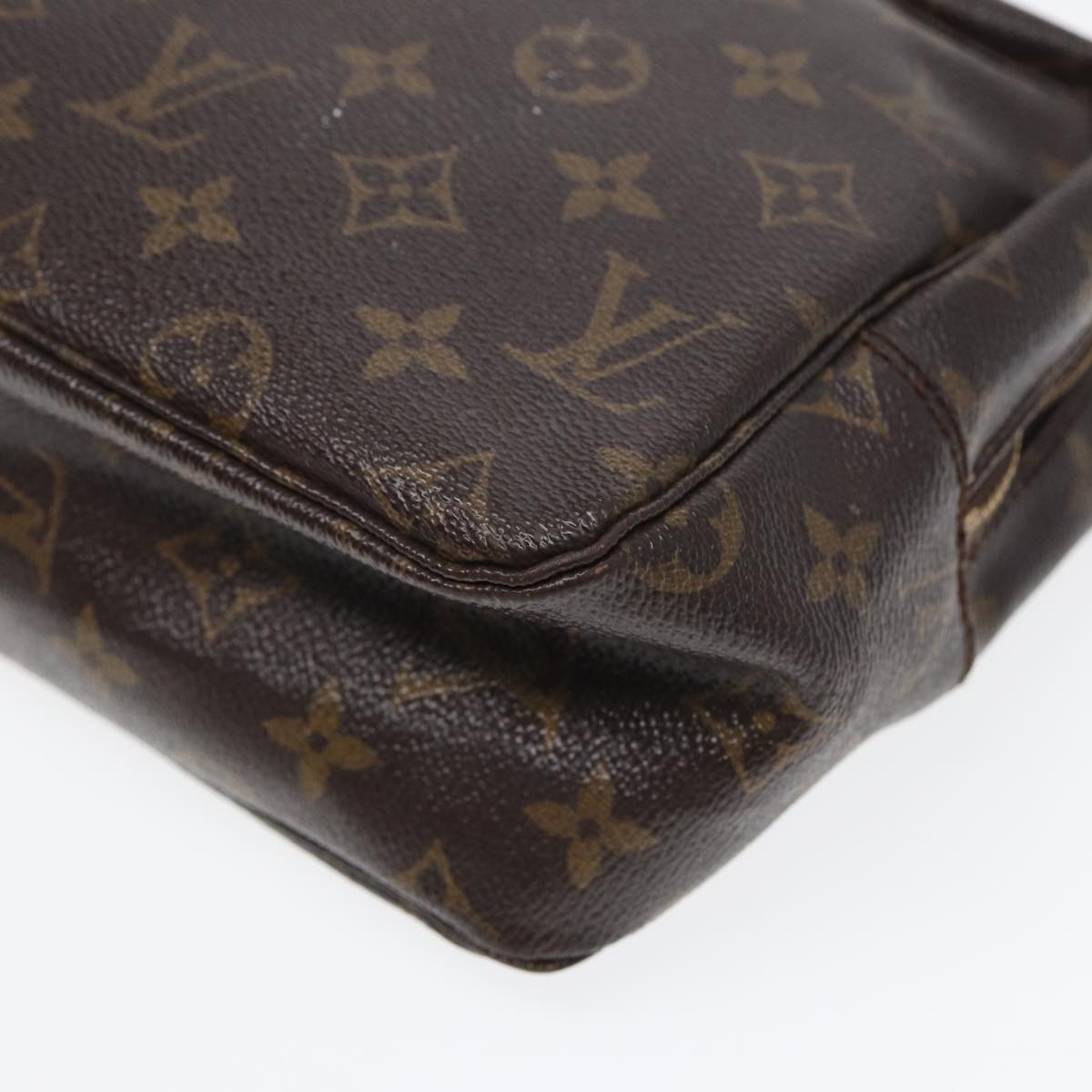 LOUIS VUITTON Monogram Trousse Toilette 28 Clutch Bag M47522 LV Auth 83110