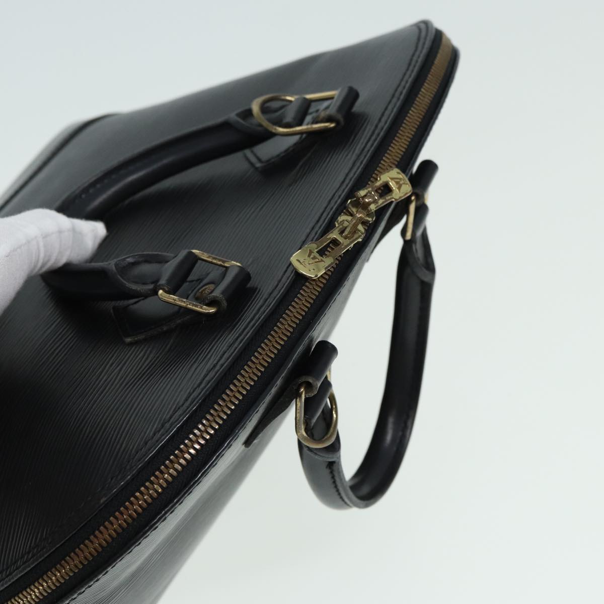 LOUIS VUITTON Epi Alma Hand Bag Black M52142 LV Auth 83125