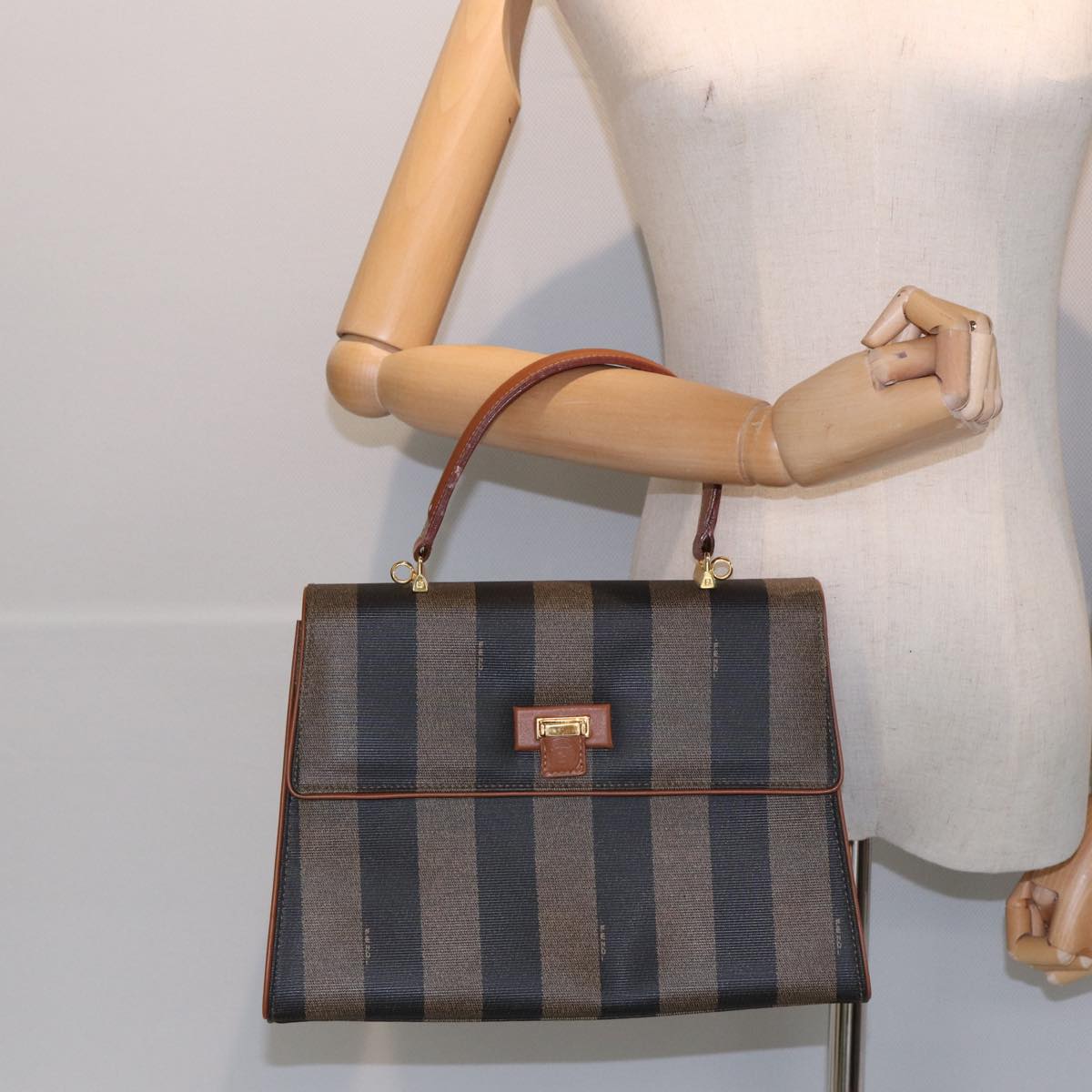 FENDI Pecan Canvas Hand Bag Black Brown Auth 83199