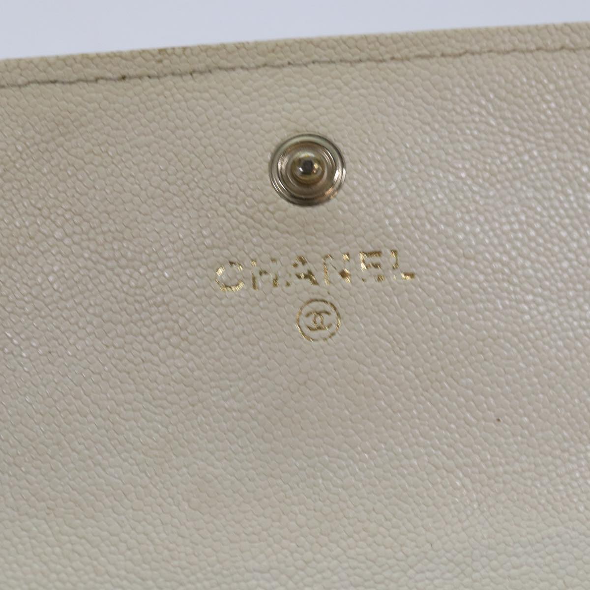 CHANEL Boy Chanel Matelasse Wallet Caviar Skin White CC Auth 83236