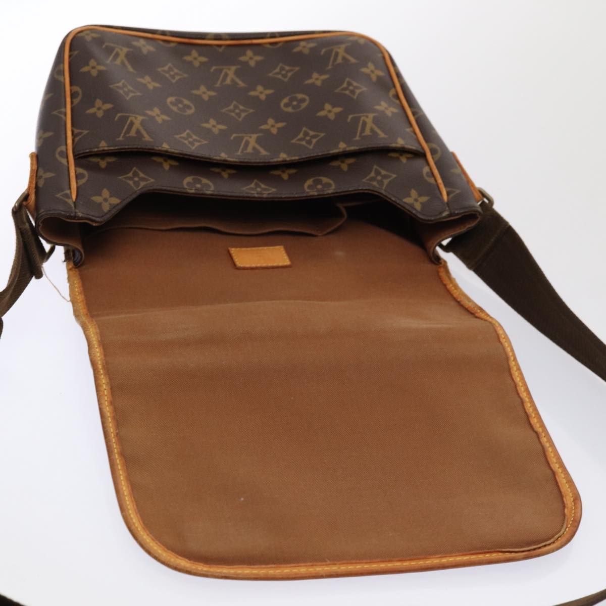 LOUIS VUITTON Monogram Messenger Bosphore PM Shoulder Bag M40106 LV Auth 83249