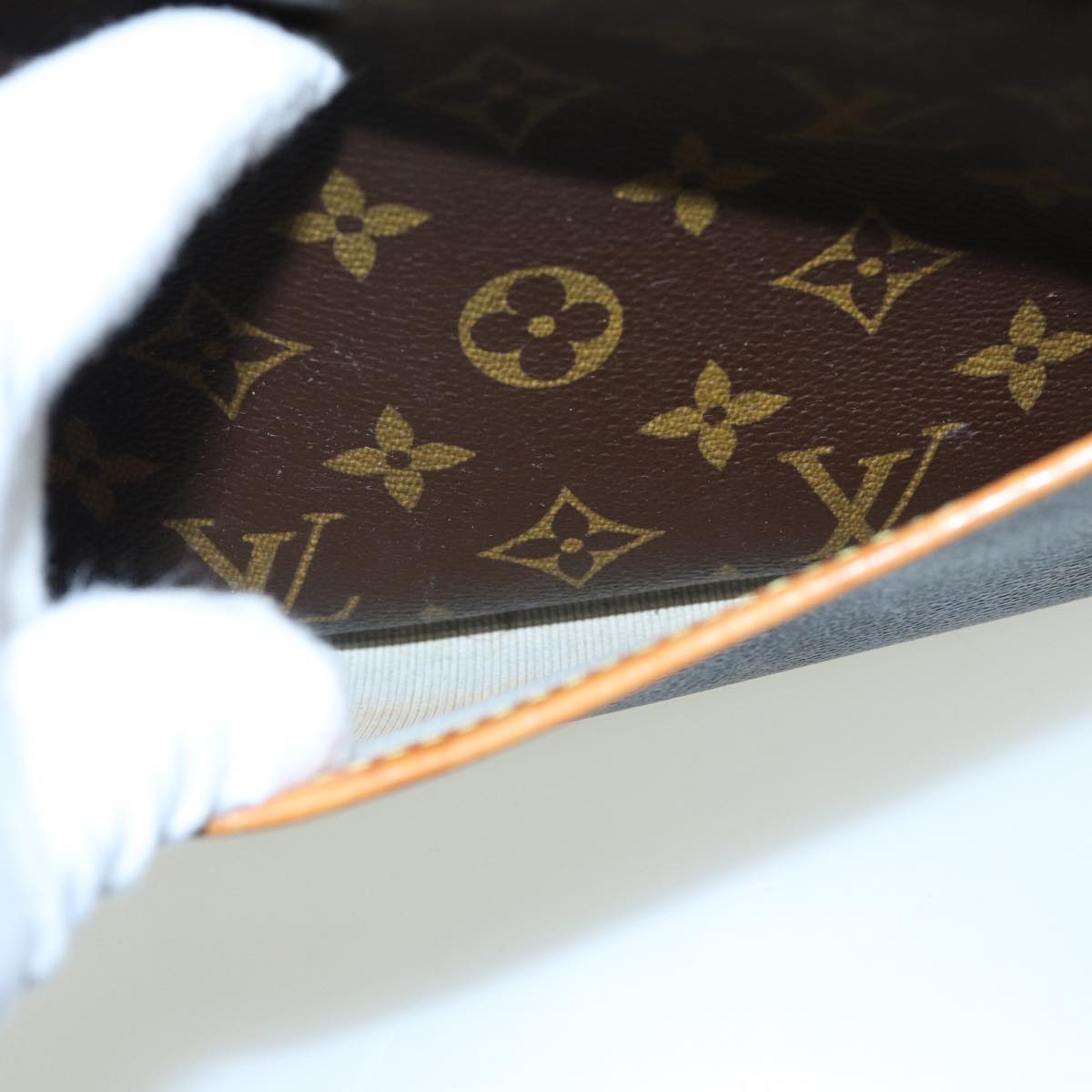 LOUIS VUITTON Monogram Trouville Hand Bag M42228 LV Auth 83258