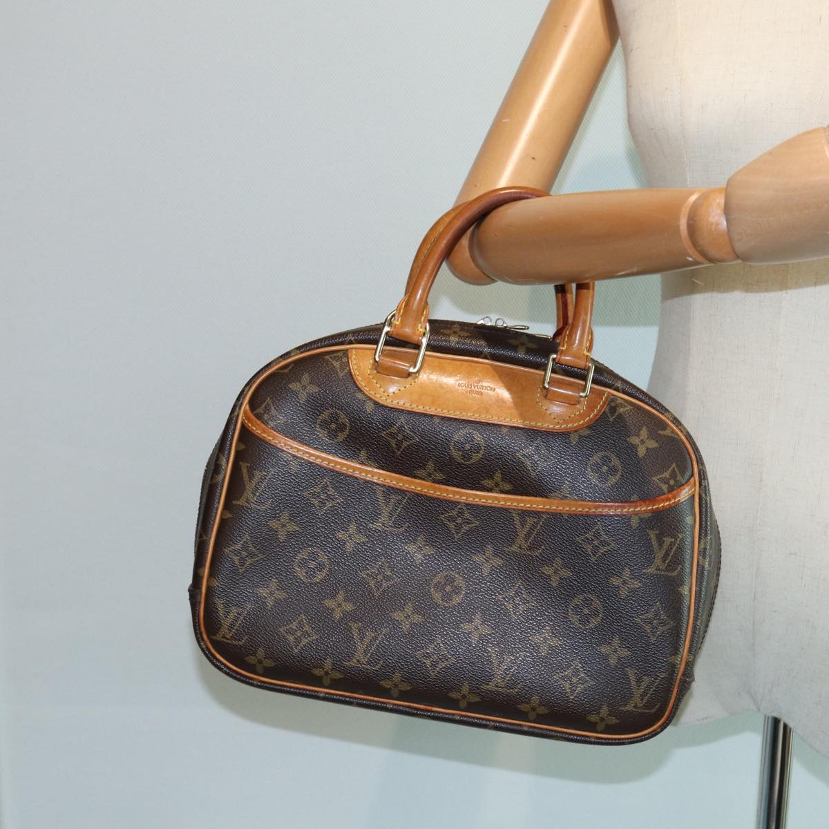 LOUIS VUITTON Monogram Trouville Hand Bag M42228 LV Auth 83258