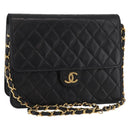 CHANEL Matelasse Ketten-Schultertasche Lammleder Schwarz CC Auth 83342-1