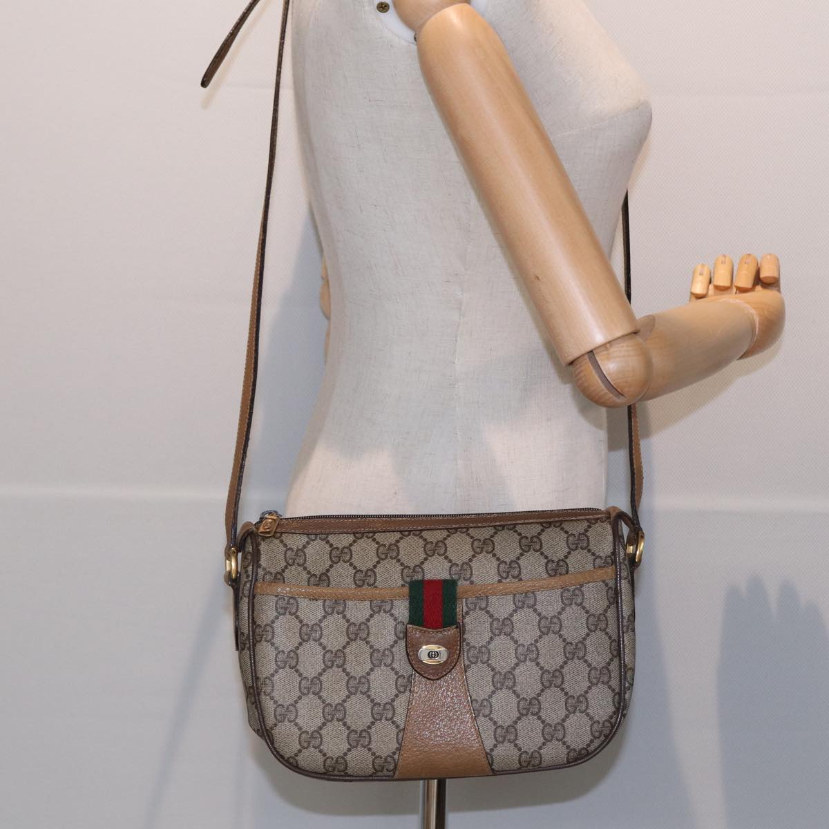 GUCCI GG Supreme Web Sherry Line Shoulder Bag PVC Beige Red 89 01 032 Auth 83419