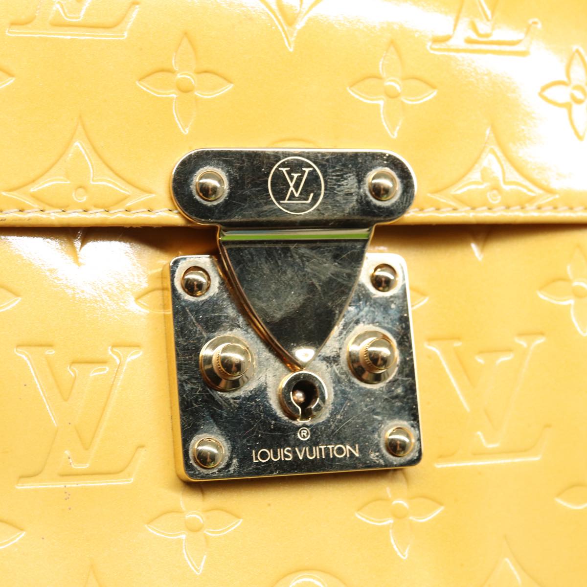 LOUIS VUITTON Monogram Vernis Spring Street Bag Lime Yellow M91068 Auth 83528