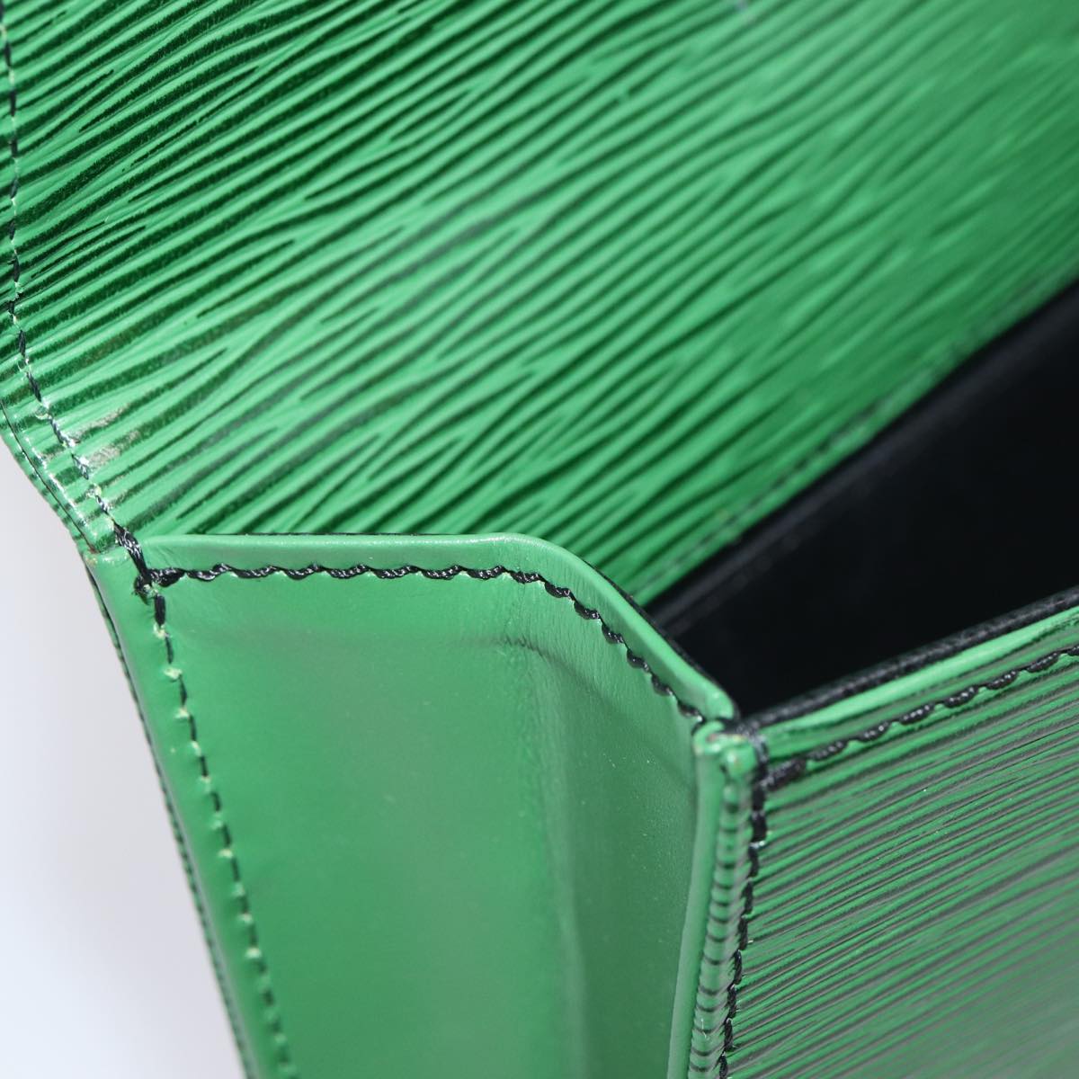 LOUIS VUITTON Epi Jena Clutch Bag Green M52724 LV Auth 83537