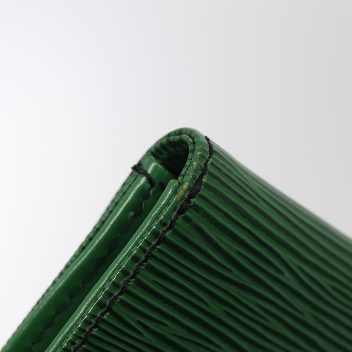 LOUIS VUITTON Epi Jena Clutch Bag Green M52724 LV Auth 83537