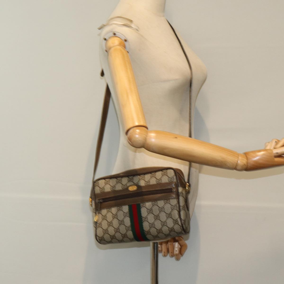 GUCCI GG Supreme Web Sherry Line Shoulder Bag PVC Beige 904 02 004 Auth 83660