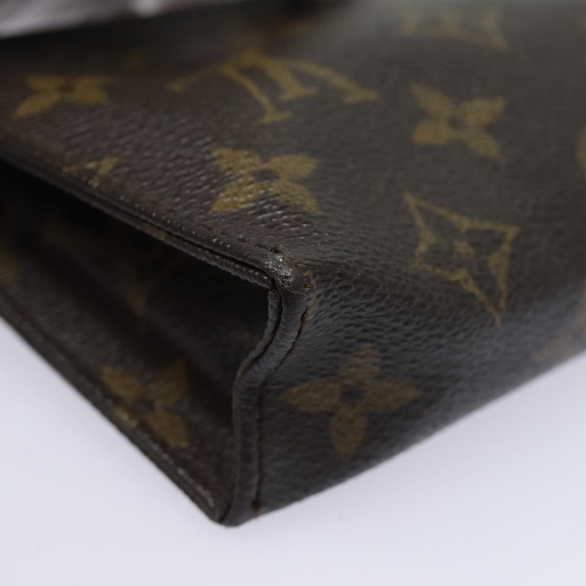 LOUIS VUITTON Monogram Poche Toilette 15 Pouch M47546 LV Auth 83770