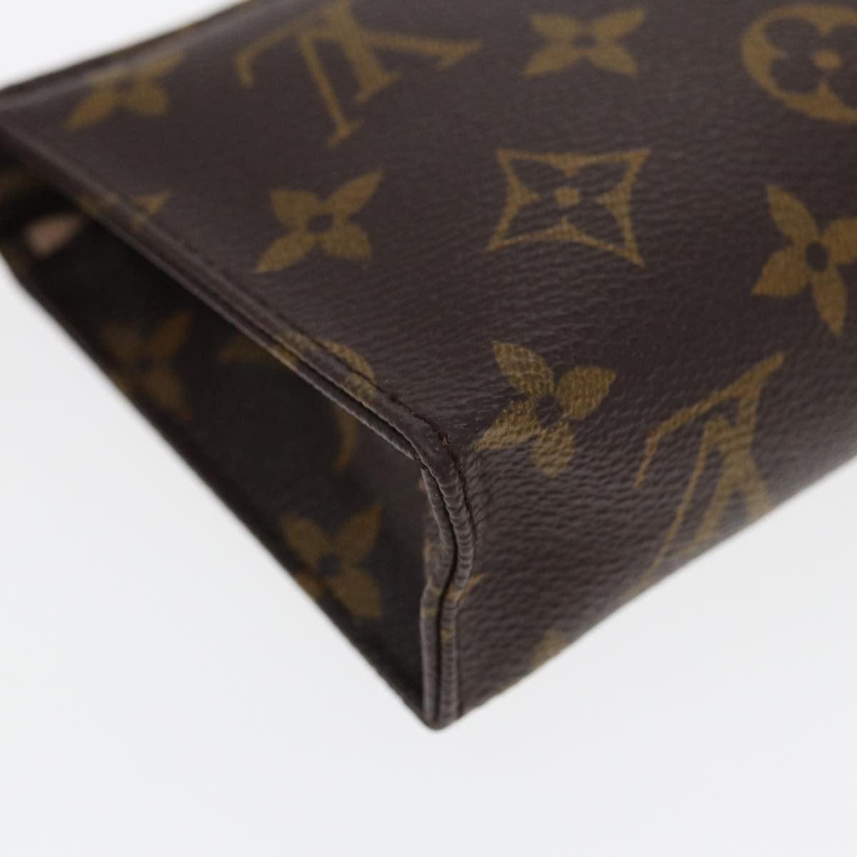 LOUIS VUITTON Monogram Poche Toilette 15 Pouch M47546 LV Auth 83771