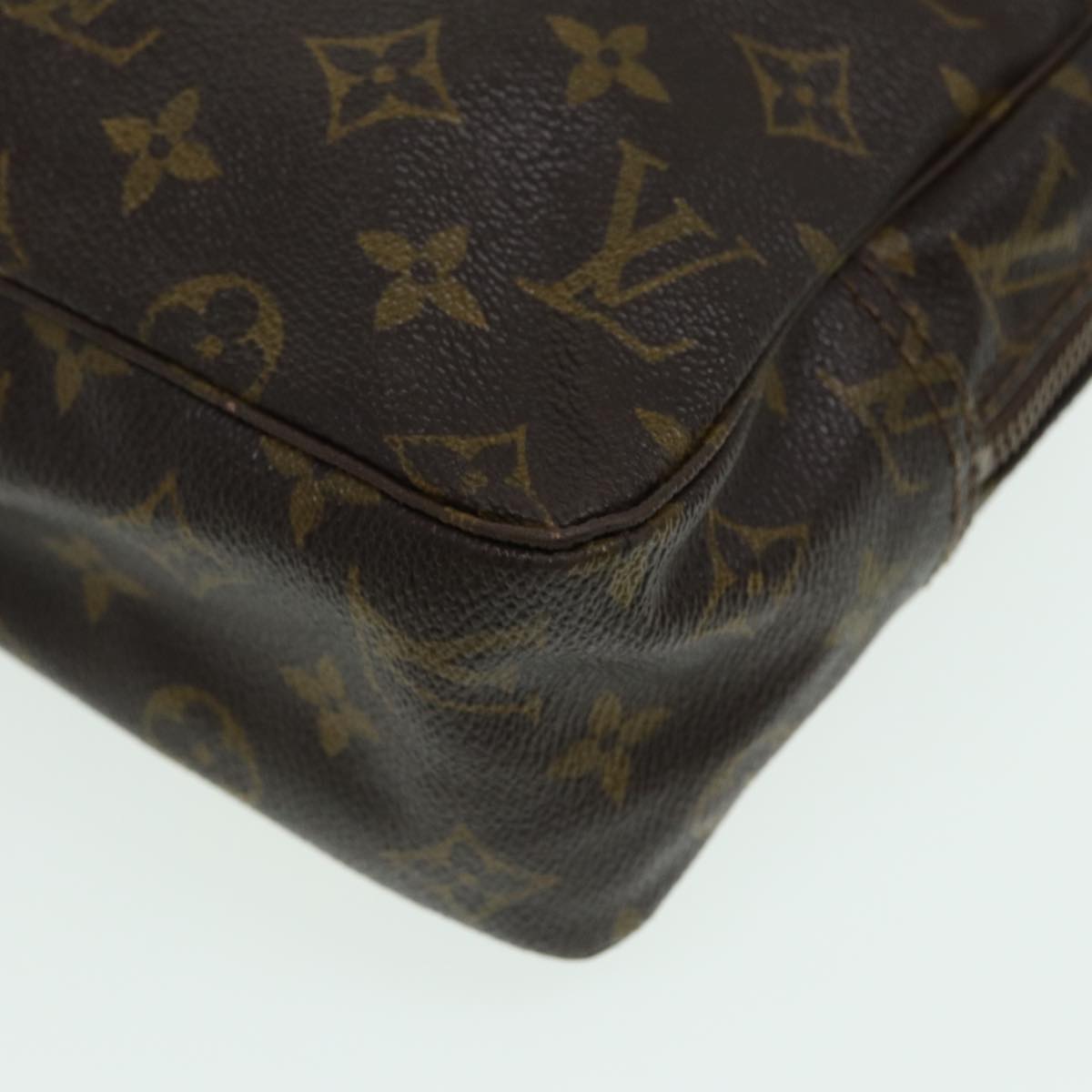 LOUIS VUITTON Monogram Trousse Toilette 28 Clutch Bag M47522 LV Auth 83781