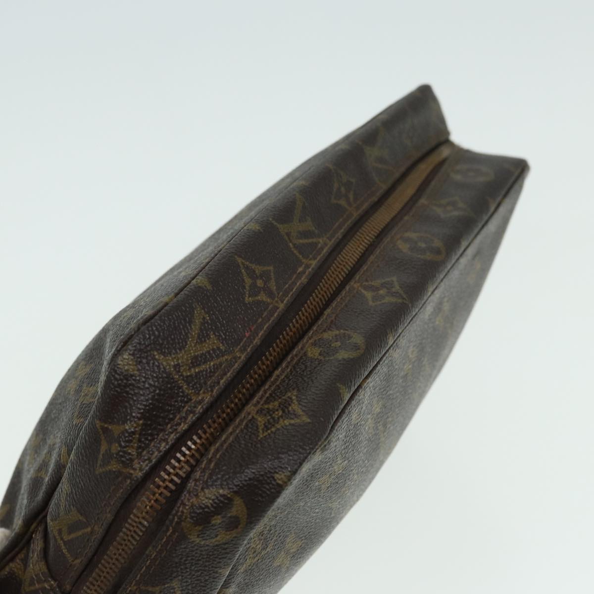 LOUIS VUITTON Monogram Trousse Toilette 28 Clutch Bag M47522 LV Auth 83781