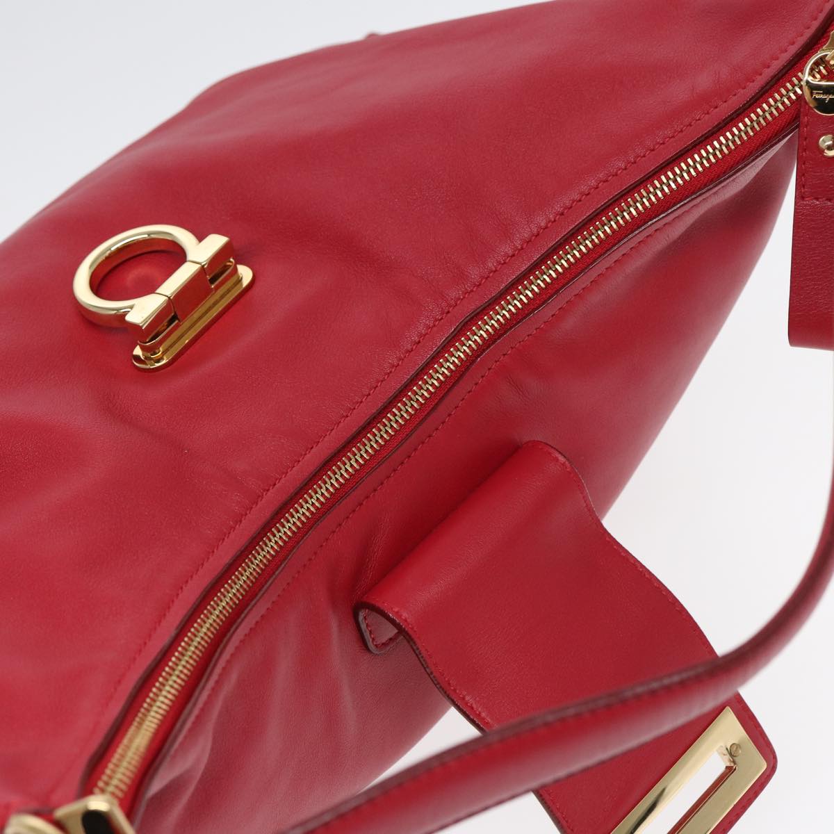 Salvatore Ferragamo Gancini Shoulder Bag Leather Red Auth 83804