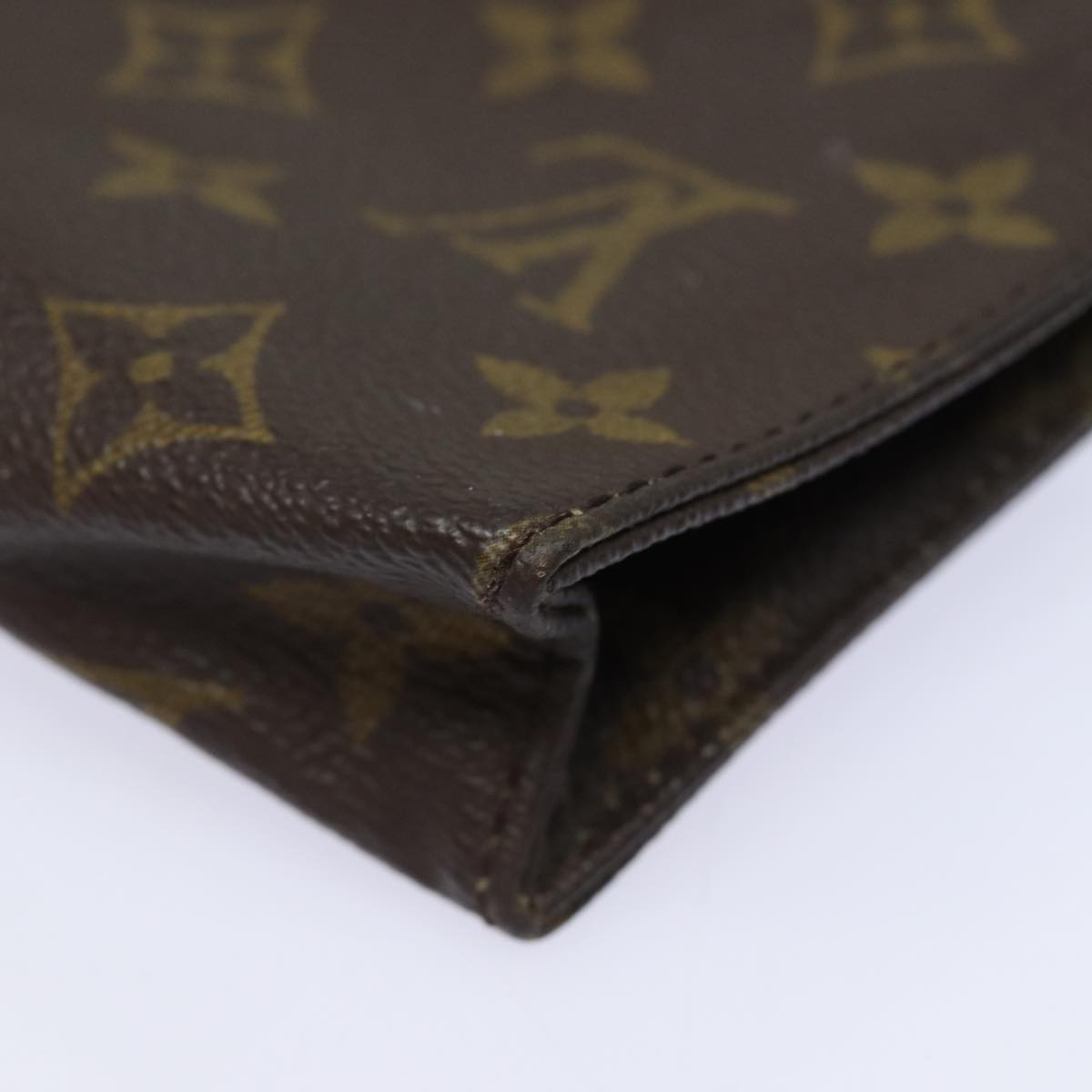 LOUIS VUITTON Monogram Poche Toilette 15 Pouch M47546 LV Auth 83844