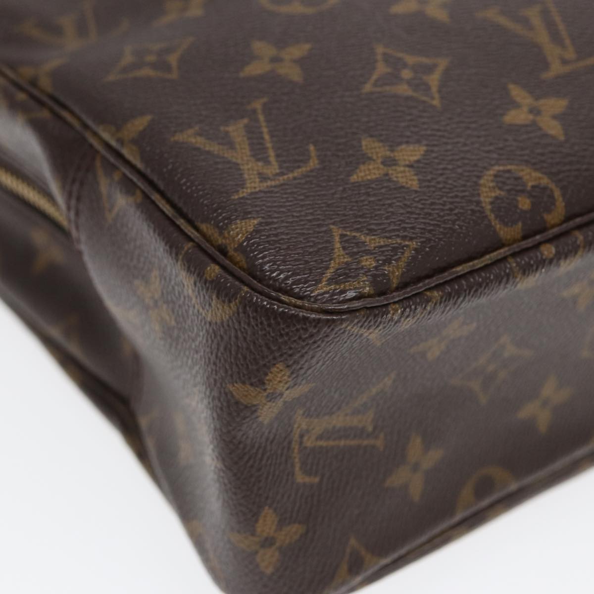 LOUIS VUITTON Monogram Trousse Toilette 28 Clutch Bag M47522 LV Auth 83859