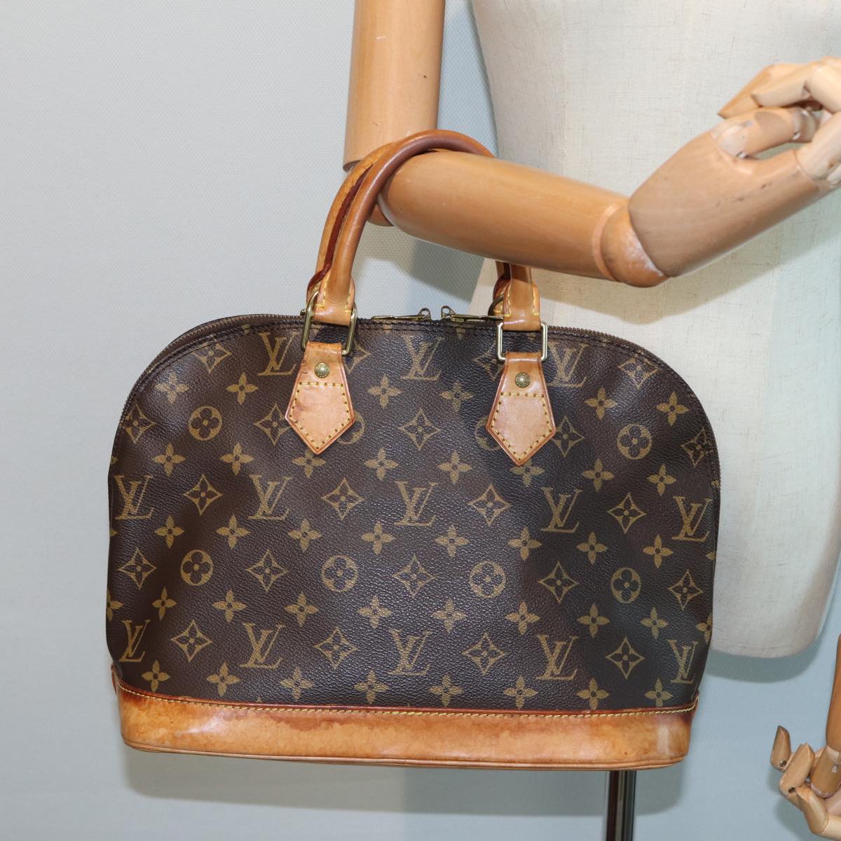 LOUIS VUITTON Monogram Alma Hand Bag M51130 LV Auth 83888