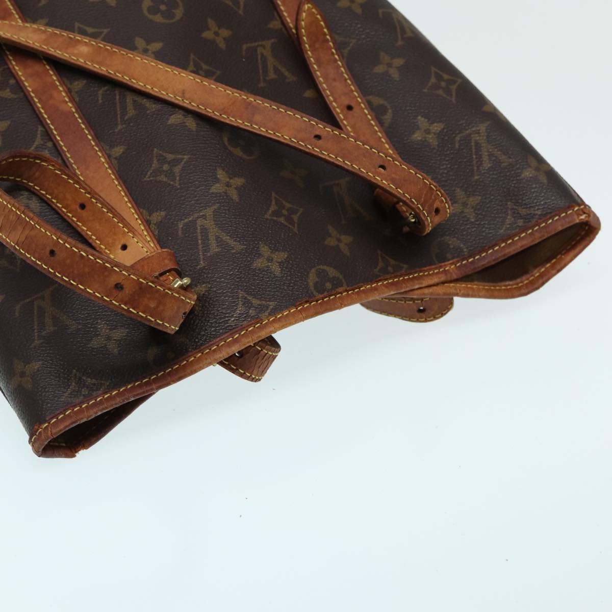 LOUIS VUITTON Monogram Bucket GM Shoulder Bag M42236 LV Auth 83901