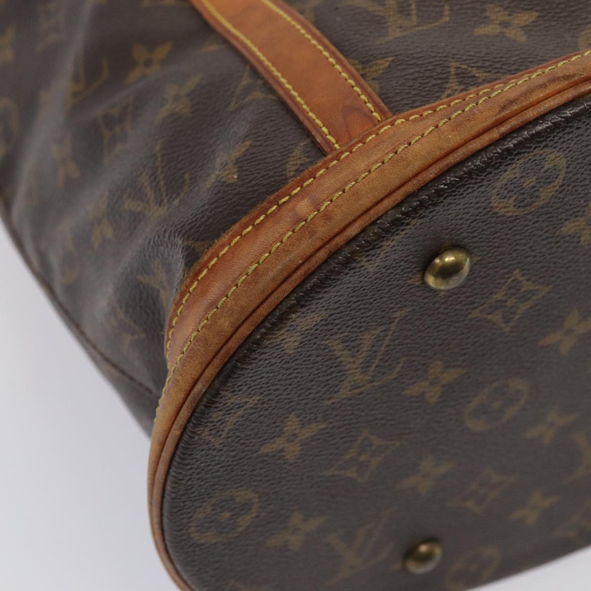 LOUIS VUITTON Monogram Bucket GM Shoulder Bag M42236 LV Auth 84101