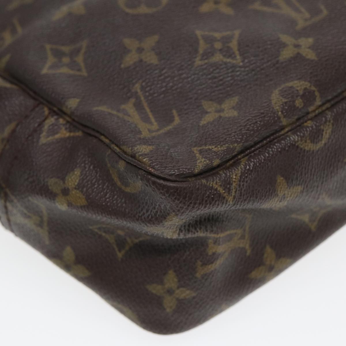 LOUIS VUITTON Monogram Trousse Toilette 28 Clutch Bag M47522 LV Auth 84144