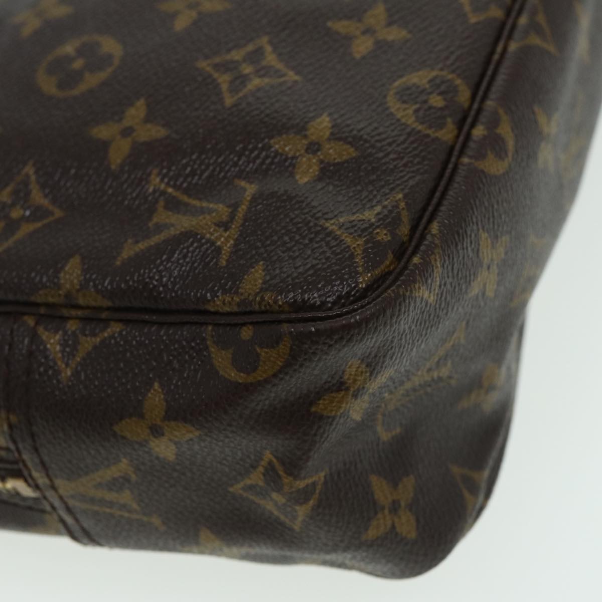 LOUIS VUITTON Monogram Trousse Toilette 28 Clutch Bag M47522 LV Auth 84145