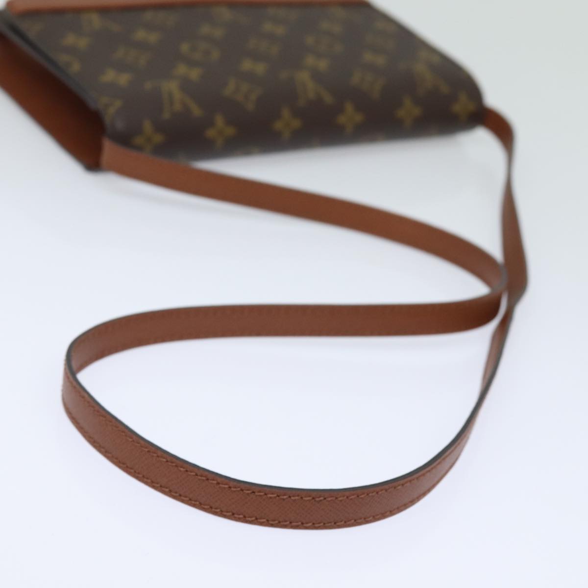 LOUIS VUITTON Monogram Bordeaux 24 Shoulder Bag M51798 LV Auth 84146