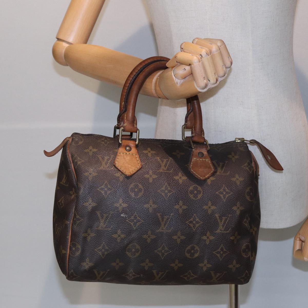 LOUIS VUITTON Monogram Speedy 25 Hand Bag M41528 LV Auth 84189