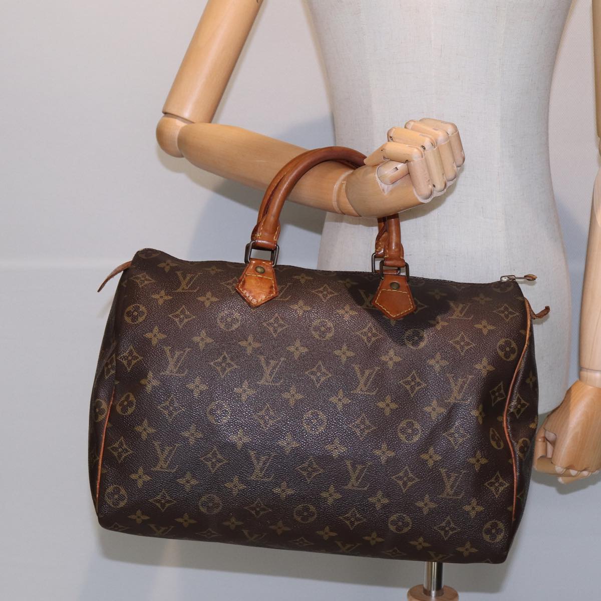 LOUIS VUITTON Monogram Speedy 35 Hand Bag M41524 LV Auth 84196