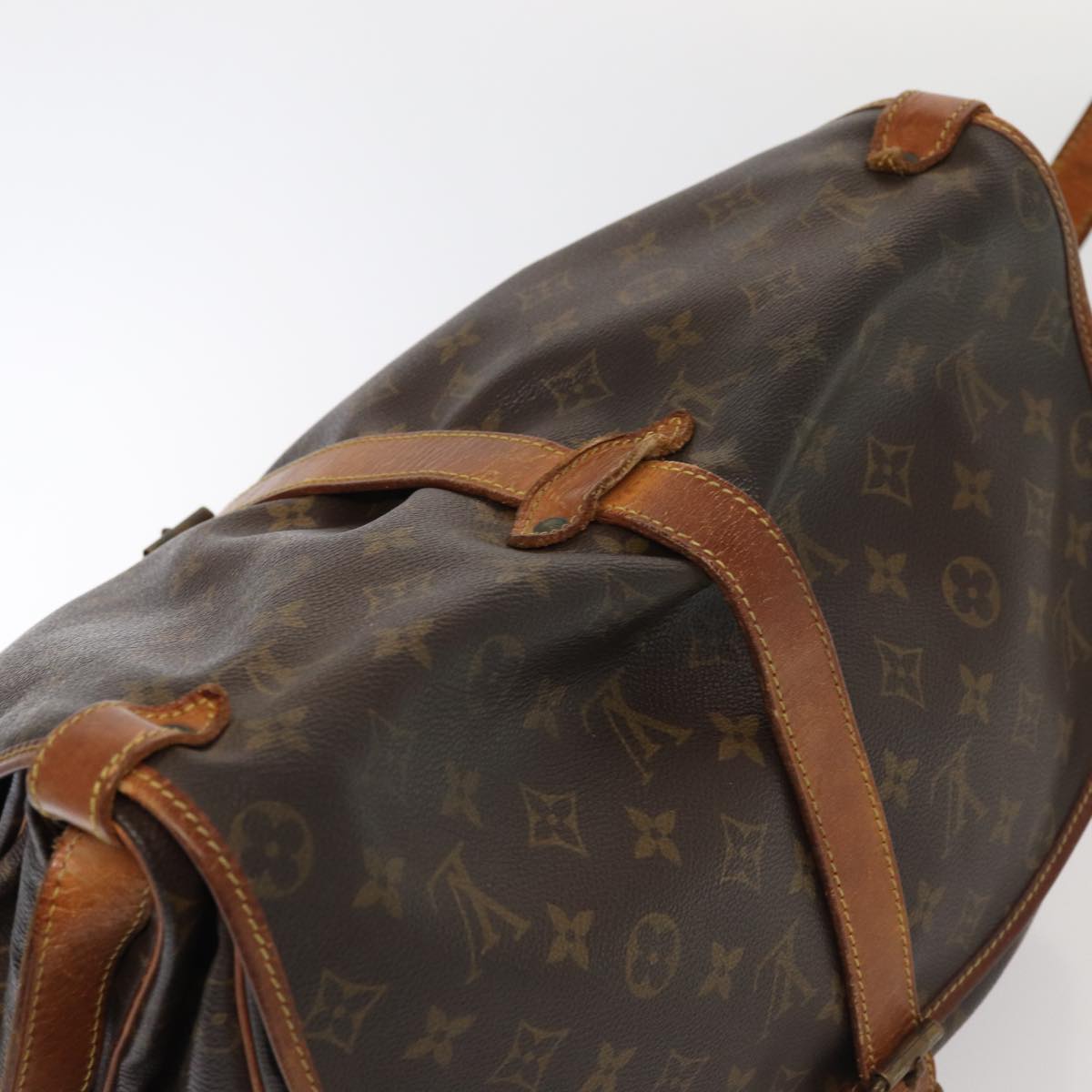 LOUIS VUITTON Monogram Saumur 35 Shoulder Bag M42254 LV Auth 84275