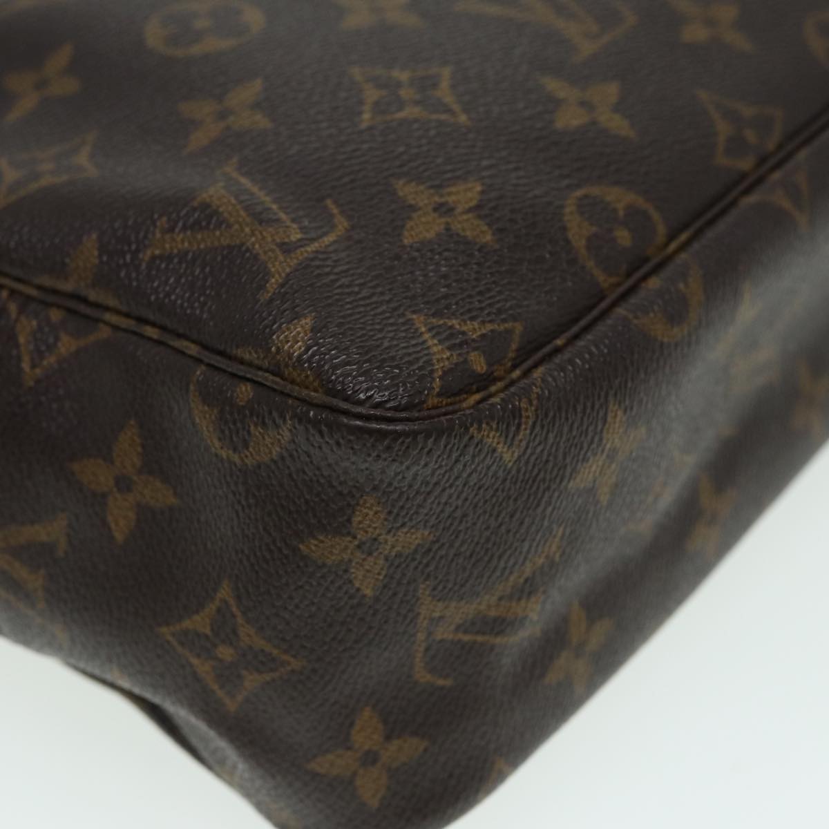 LOUIS VUITTON Monogram Trousse Toilette 28 Clutch Bag M47522 LV Auth 84294