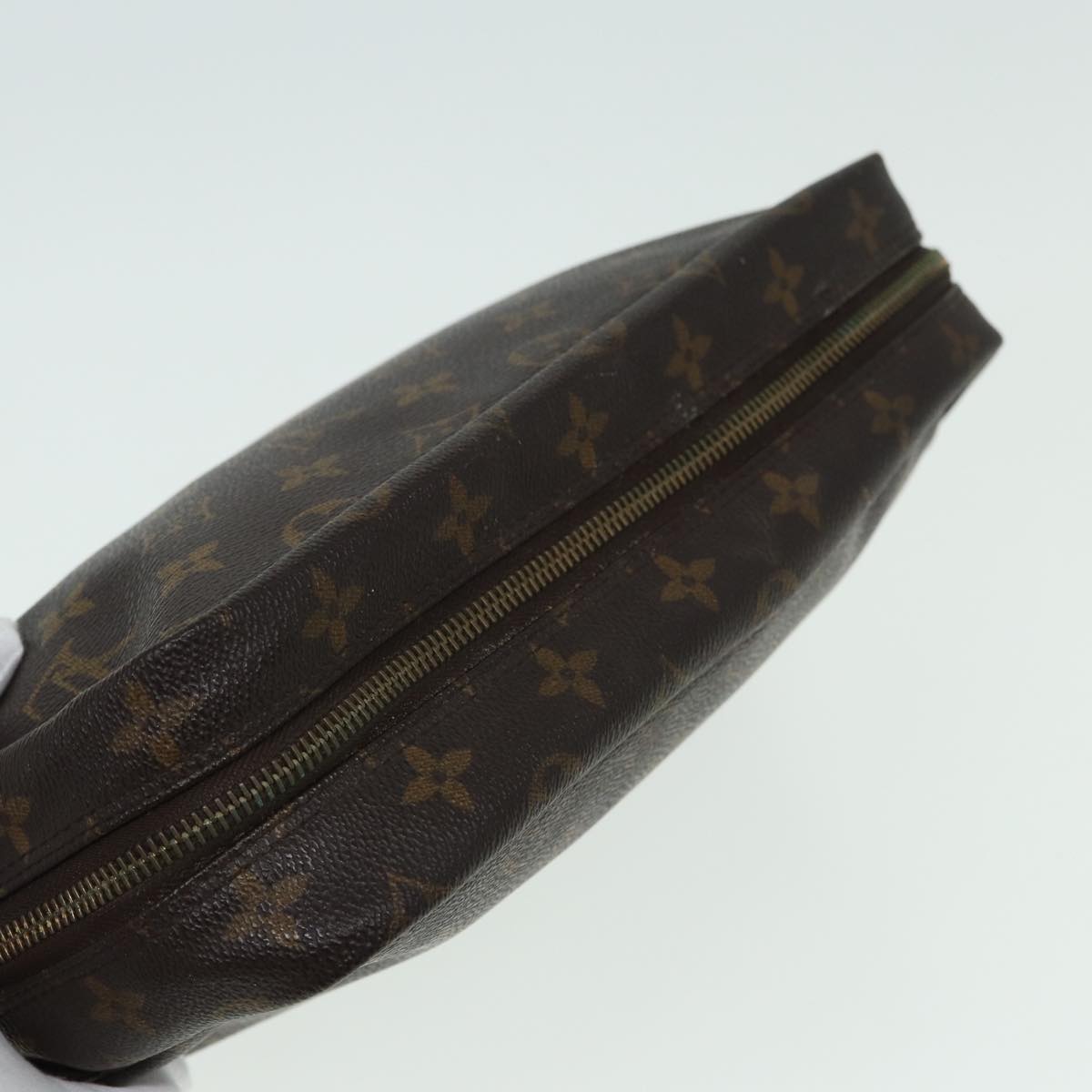 LOUIS VUITTON Monogram Trousse Toilette 28 Clutch Bag M47522 LV Auth 84294