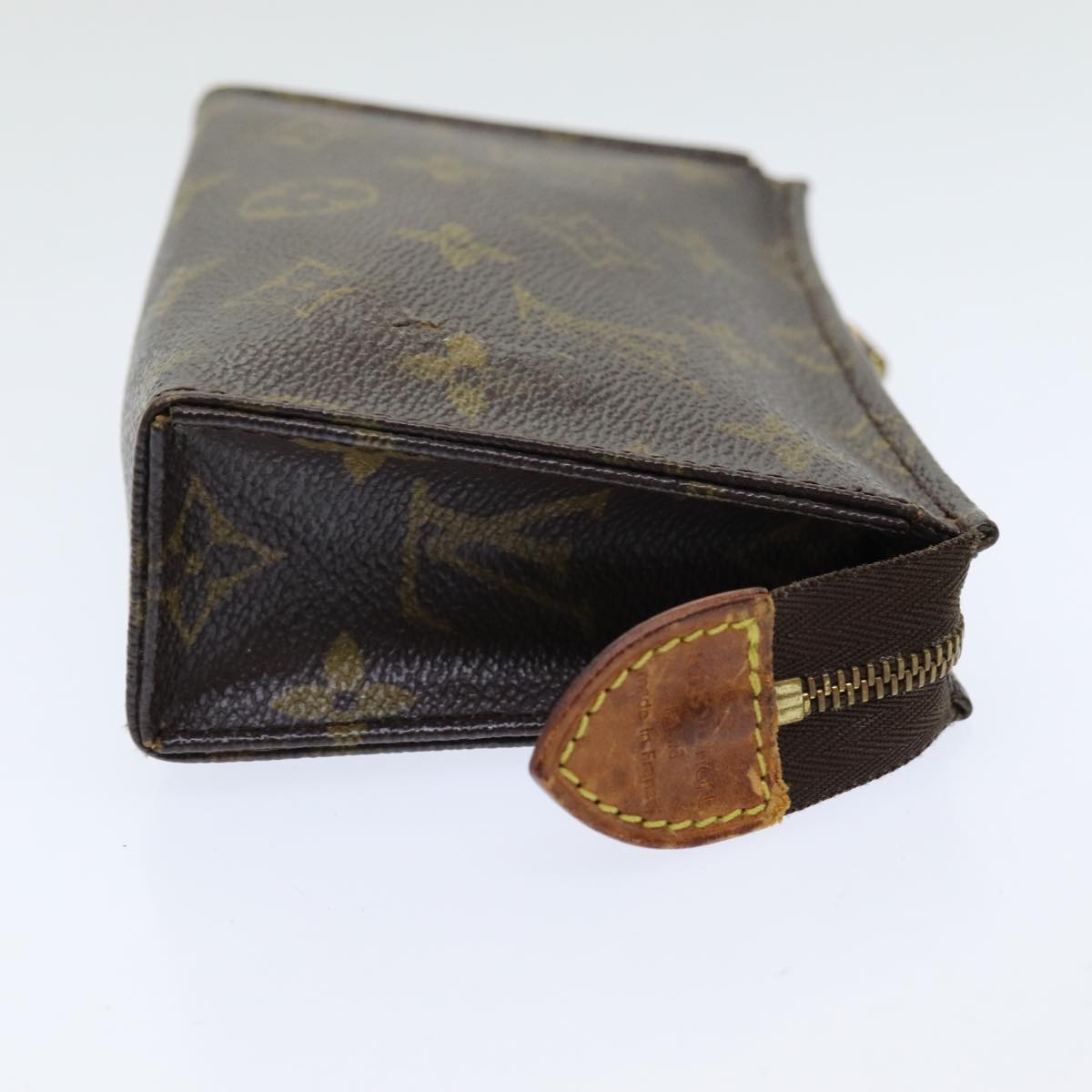 LOUIS VUITTON Monogram Poche Toilette 15 Pouch M47546 LV Auth 84303